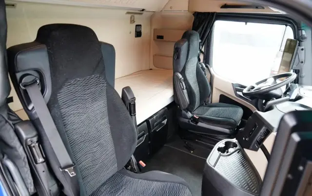 MERCEDES-BENZ ACTROS 1848 / BIG SPACE / 2021 ROK 