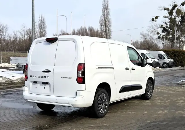 PEUGEOT Partner L2 