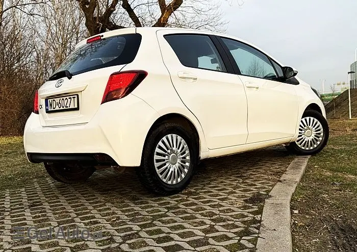 TOYOTA Yaris 1.0 Life