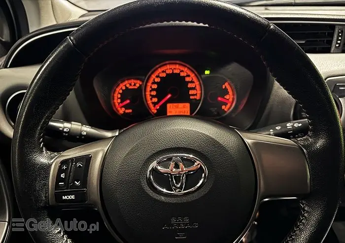 TOYOTA Yaris 1.0 Life