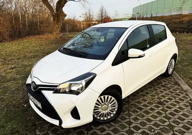 TOYOTA Yaris 1.0 Life