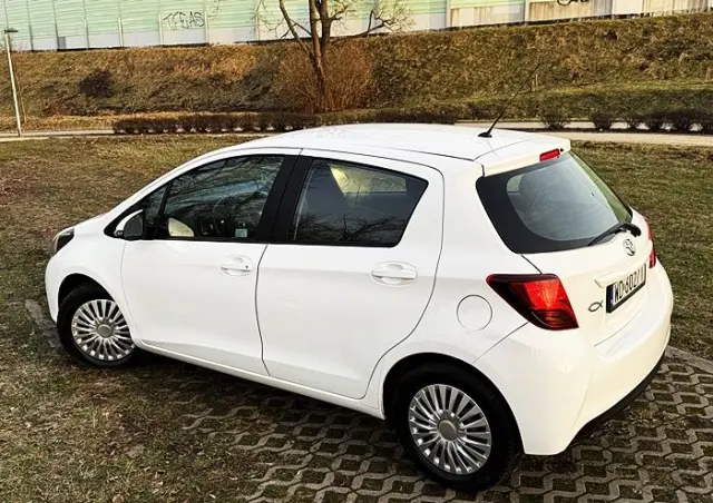TOYOTA Yaris 1.0 Life