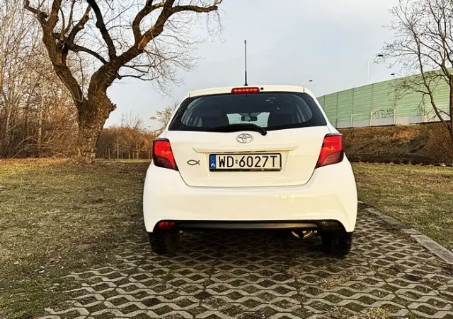 TOYOTA Yaris 1.0 Life