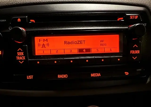 TOYOTA Yaris 1.0 Life