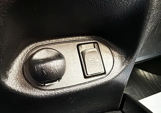 TOYOTA Yaris 1.0 Life