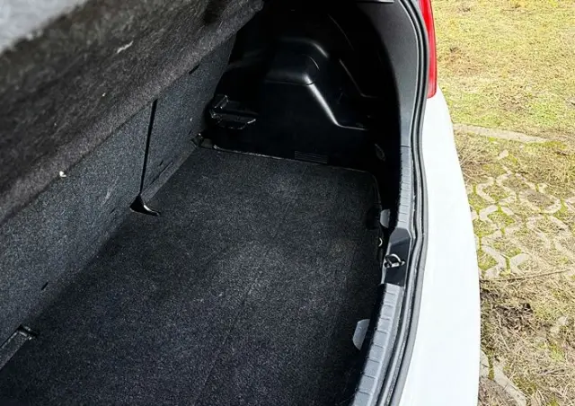 TOYOTA Yaris 1.0 Life