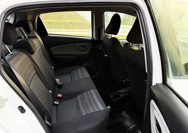 TOYOTA Yaris 1.0 Life