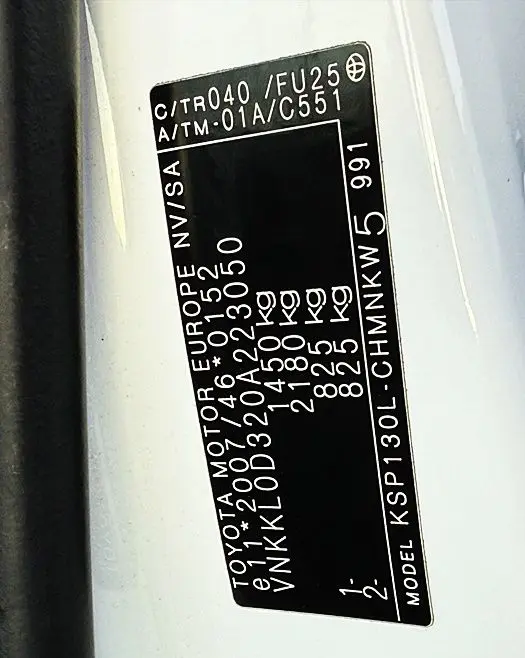 TOYOTA Yaris 1.0 Life