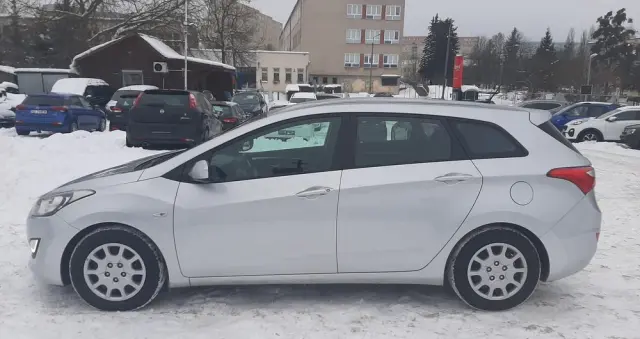 HYUNDAI I30 1.6 Classic