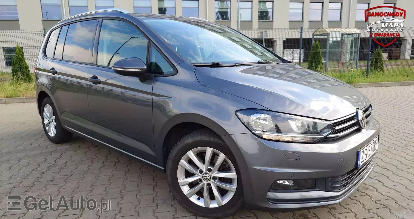 VOLKSWAGEN Touran 