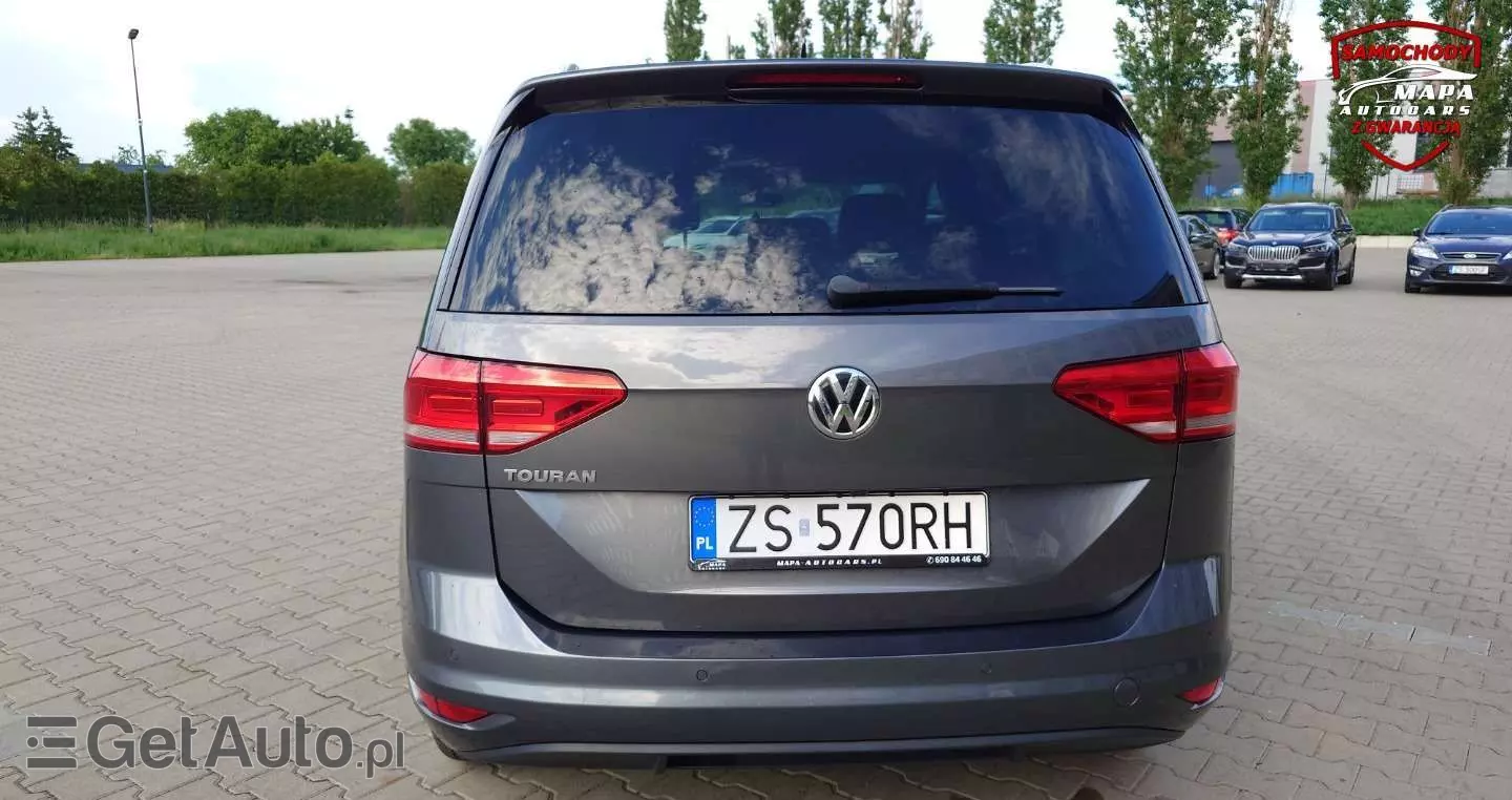 VOLKSWAGEN Touran 