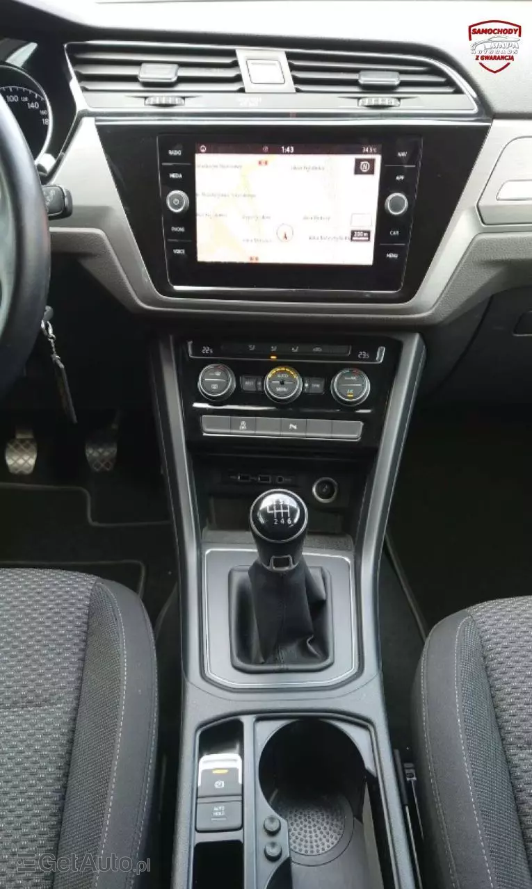VOLKSWAGEN Touran 