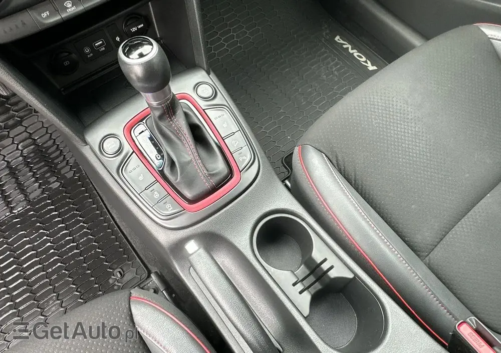 HYUNDAI Kona 1.6 T-GDI Premium 4WD DCT