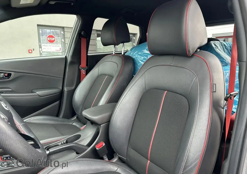 HYUNDAI Kona 1.6 T-GDI Premium 4WD DCT