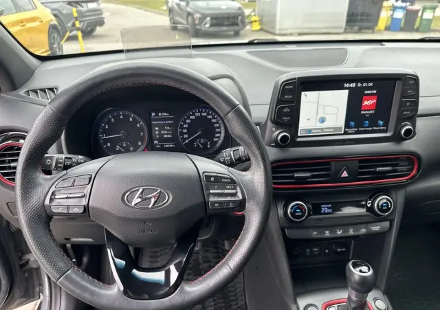 HYUNDAI Kona 1.6 T-GDI Premium 4WD DCT