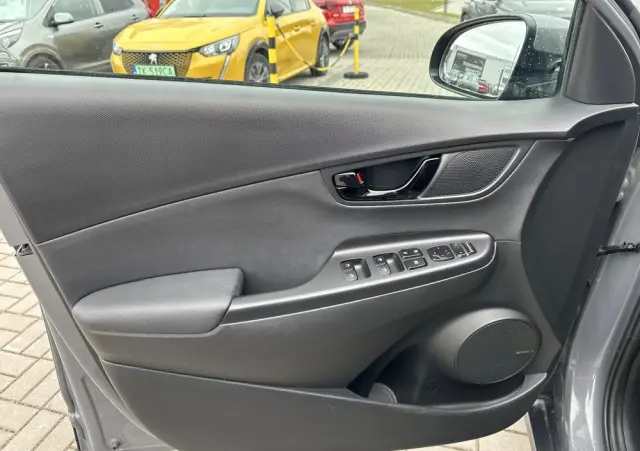 HYUNDAI Kona 1.6 T-GDI Premium 4WD DCT