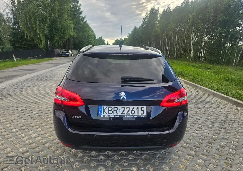 PEUGEOT 308 PureTech 110 Stop & Start Style