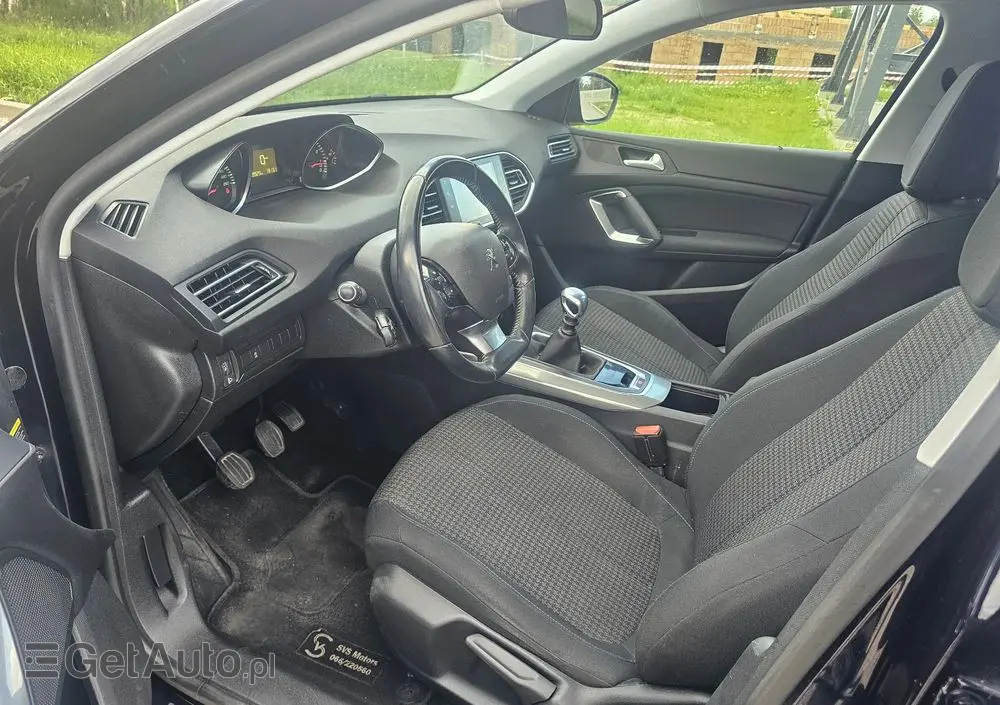 PEUGEOT 308 PureTech 110 Stop & Start Style