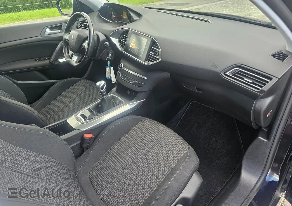 PEUGEOT 308 PureTech 110 Stop & Start Style