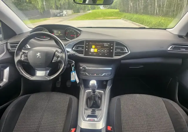 PEUGEOT 308 PureTech 110 Stop & Start Style