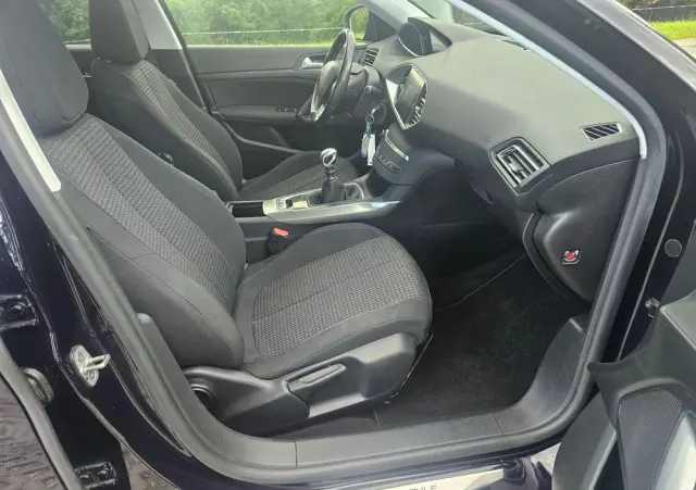 PEUGEOT 308 PureTech 110 Stop & Start Style