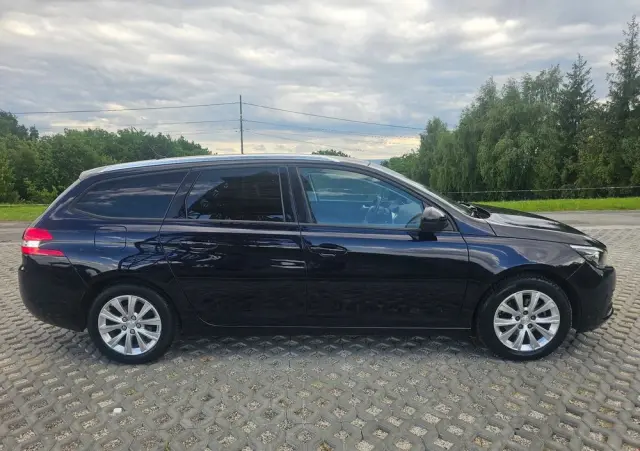 PEUGEOT 308 PureTech 110 Stop & Start Style