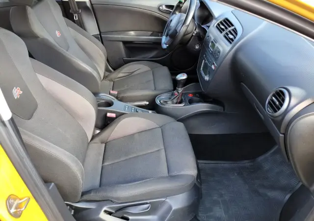 SEAT Leon 2.0 T FSI FR