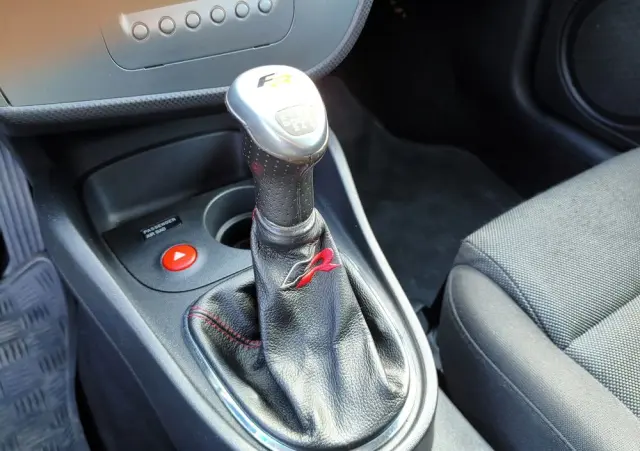 SEAT Leon 2.0 T FSI FR