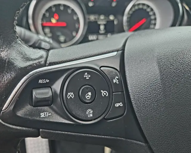 OPEL Insignia 1.5 T Innovation S&S