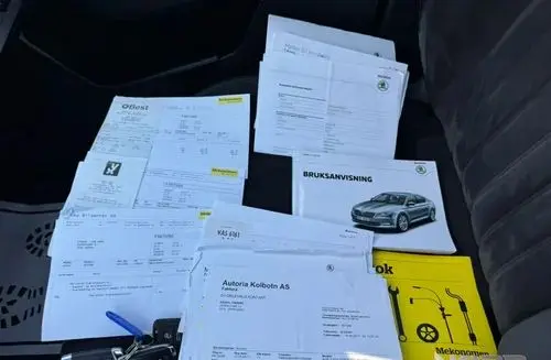 SKODA Superb 