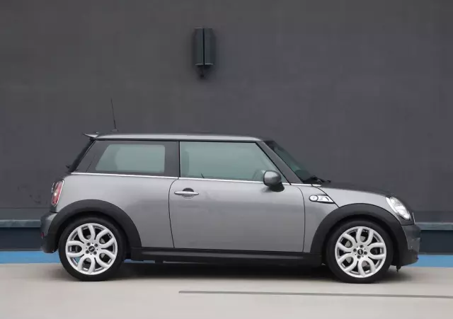 MINI Cooper S 50 Camden