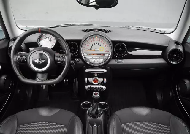 MINI Cooper S 50 Camden