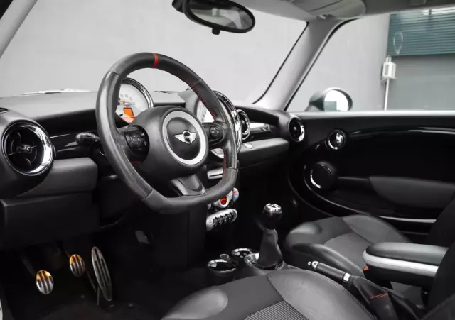 MINI Cooper S 50 Camden