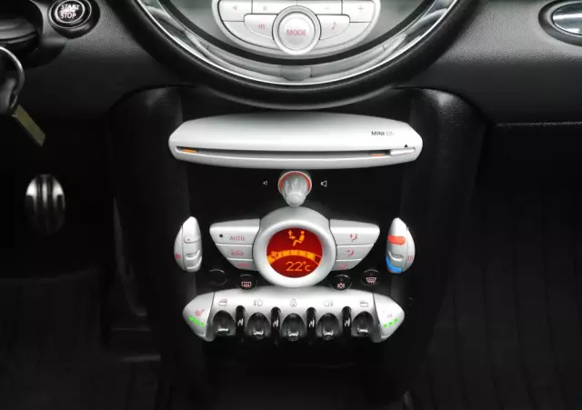 MINI Cooper S 50 Camden