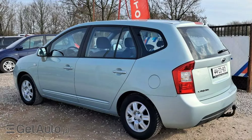 KIA Carens 2.0 CVVT LX Basis