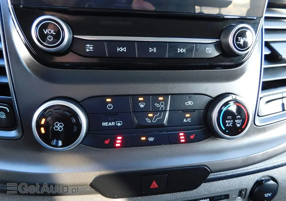 FORD Transit Custom Kombi 320 L2H1 Trend