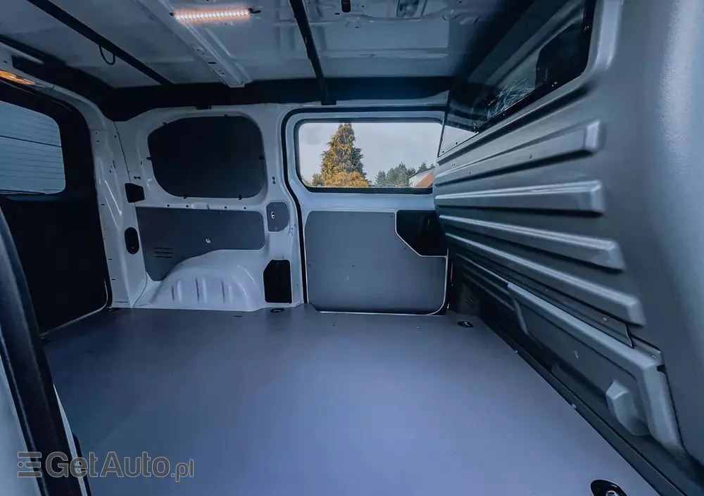 PEUGEOT Expert 2.0 4x4 E6 2.9t 