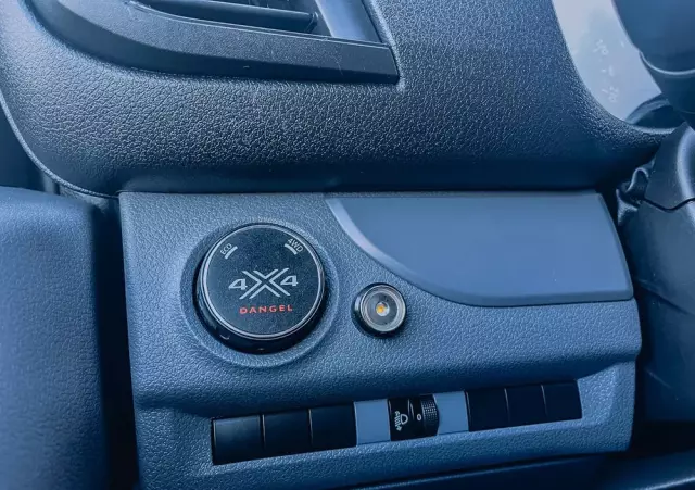 PEUGEOT Expert 2.0 4x4 E6 2.9t 