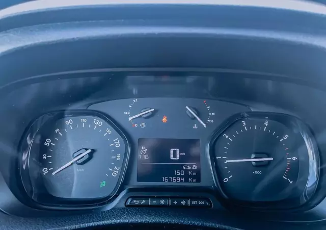 PEUGEOT Expert 2.0 4x4 E6 2.9t 