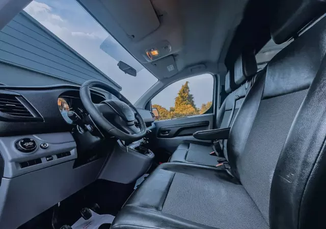 PEUGEOT Expert 2.0 4x4 E6 2.9t 