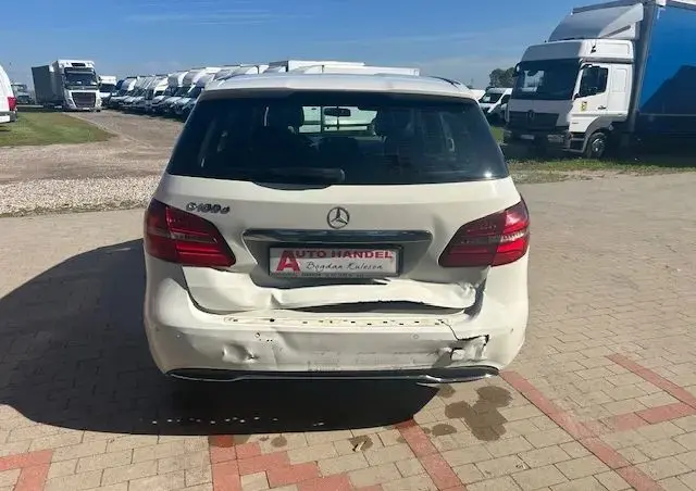 MERCEDES-BENZ Klasa B 180 (CDI) d 7G-DCT