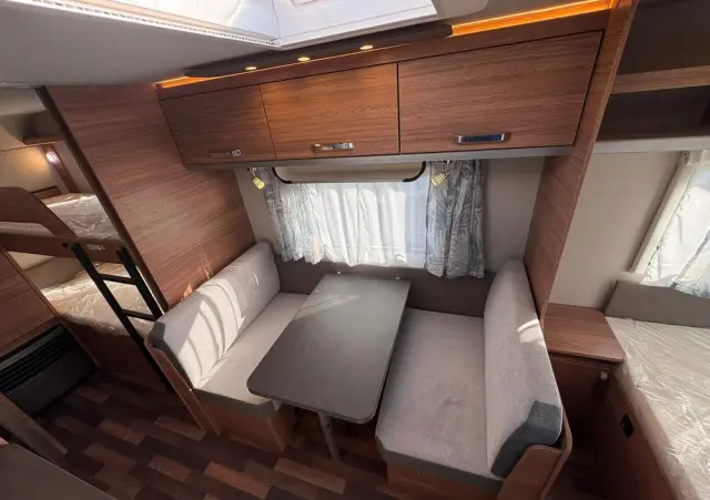 WEINSBERG CaraOne 550 QDK 