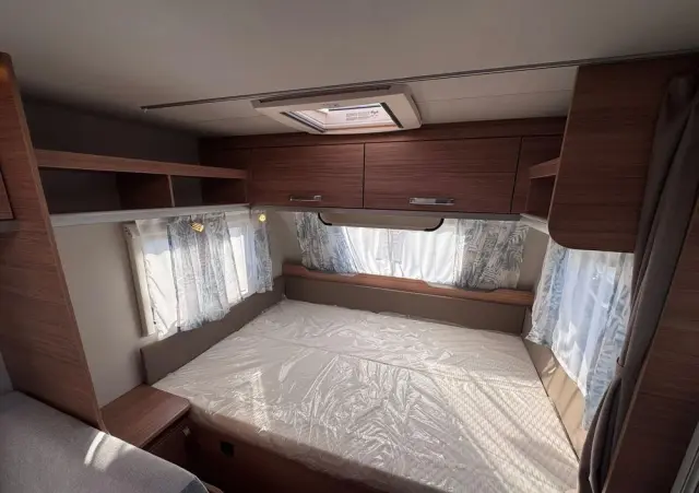 WEINSBERG CaraOne 550 QDK 