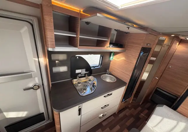 WEINSBERG CaraOne 550 QDK 