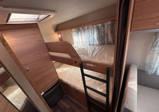 WEINSBERG CaraOne 550 QDK 