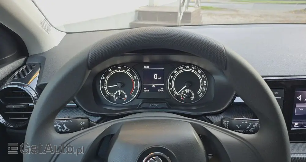 SKODA Fabia 1.0 MPI Ambition