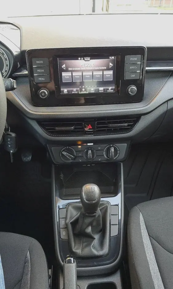 SKODA Fabia 1.0 MPI Ambition