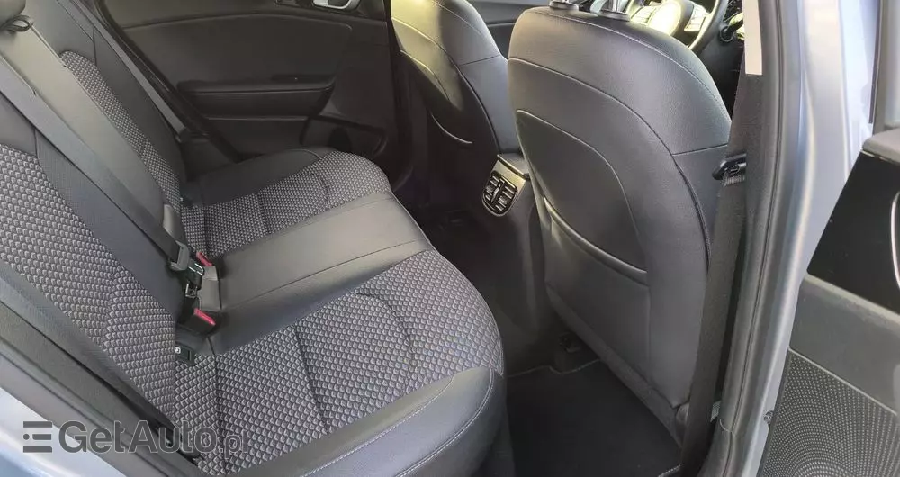 KIA XCeed 1.6 GDI PHEV L Business Line DCT