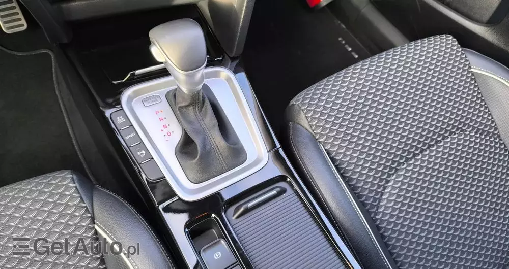 KIA XCeed 1.6 GDI PHEV L Business Line DCT