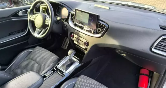 KIA XCeed 1.6 GDI PHEV L Business Line DCT